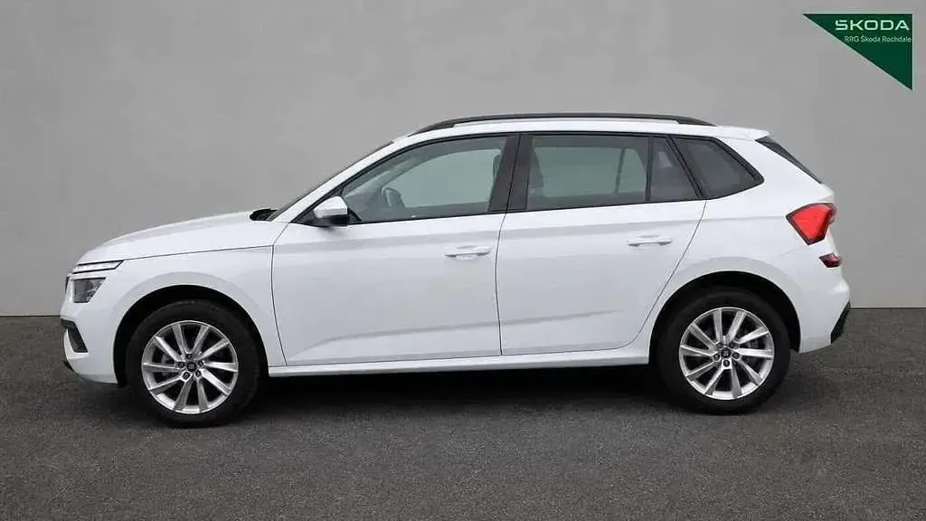Used Skoda Kamiq SE 113 HP (83 kW) 2025 Moon white metallic SUV