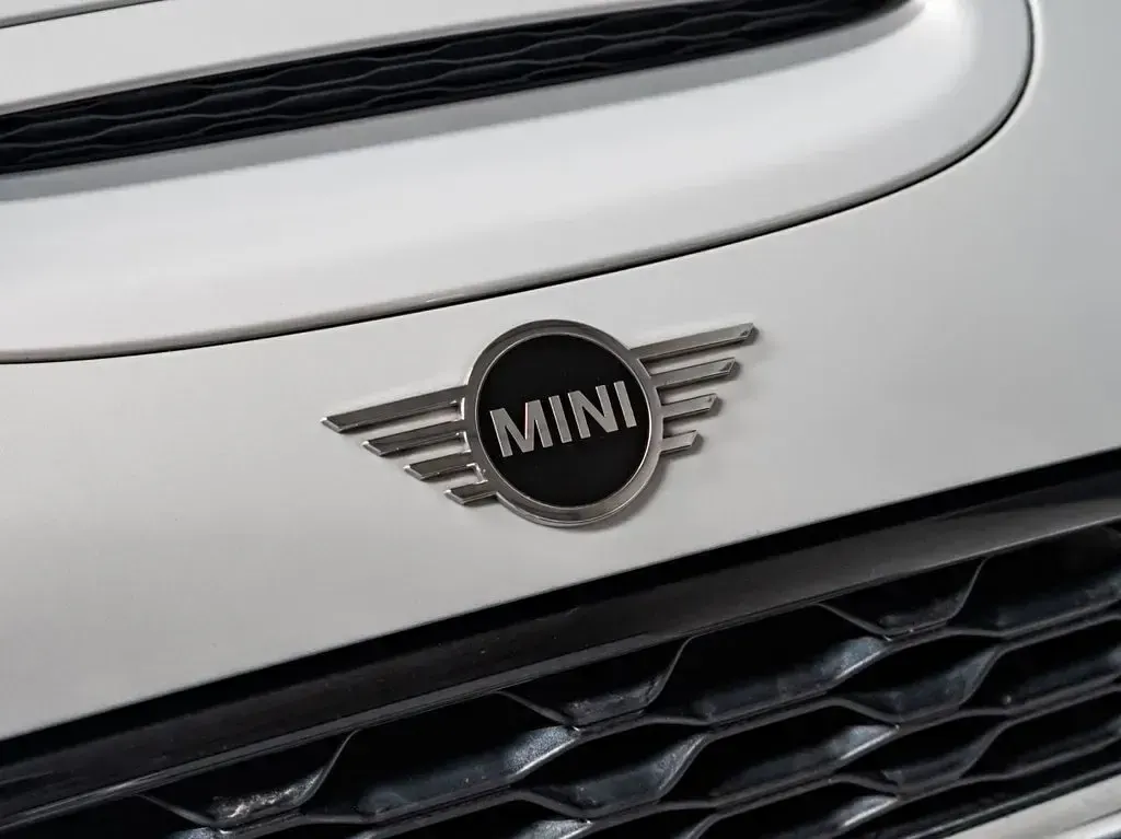 Used Mini Cooper S Exclusive 192 HP (141 kW) 2020 Silver Hatchback
