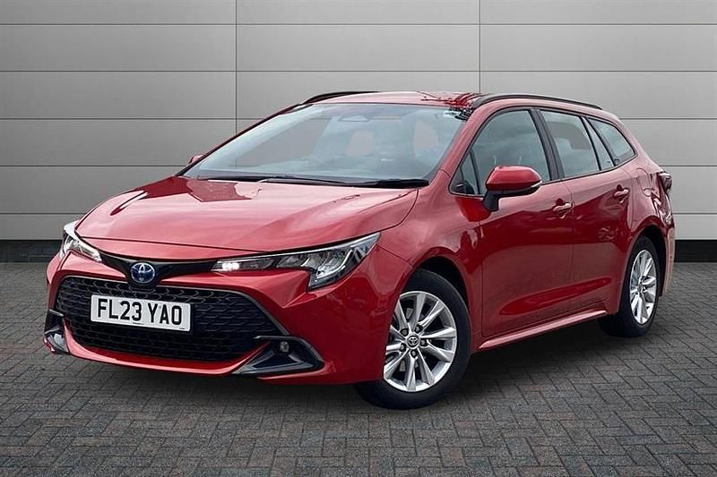 Used Toyota Corolla Sport 140 HP (102 kW) 2023 Red Estate