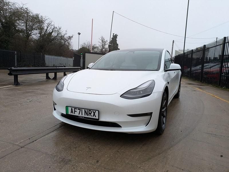 Used Tesla Model 3 Long Range AWD 72 kW (98 HP) 2021 White Sedan