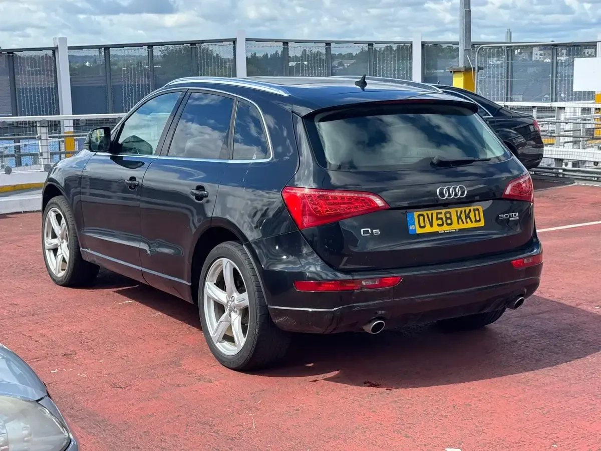 Used Audi Q5 240 HP (176 kW) 2008 Black SUV