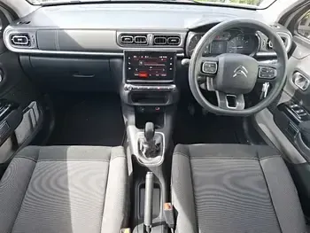 Used Citroën C3 PureTech 83 HP (61 kW) 2023 Beige Hatchback