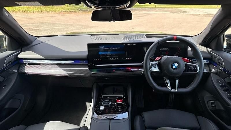 Used BMW M5 Comfort Edition 727 HP (534 kW) 2024 Black sapphire  Sedan