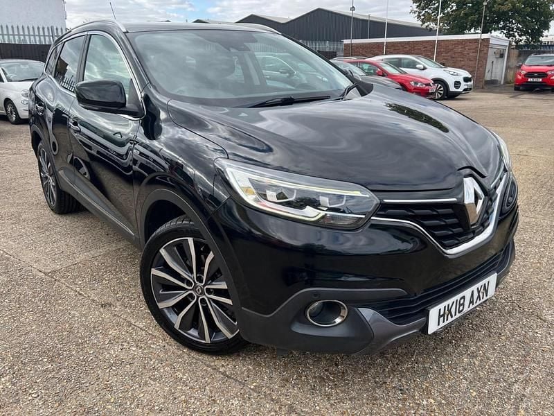 Black Used 2018 Renault Kadjar Signature SUV | £9,991 (Fair price) - Image 1/4