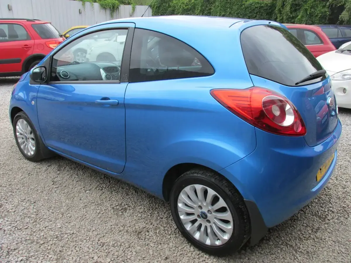 Used Ford Ka Zetec 69 HP (50 kW) 2011 Blue Hatchback