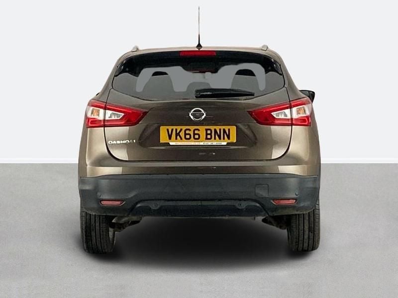 Used Nissan Qashqai Tekna 130 HP (95 kW) 2016 Bronze SUV
