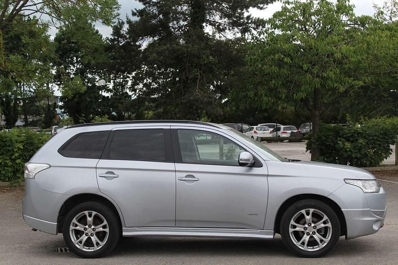 Silver Used 2013 Mitsubishi Outlander SUV | £4,990 (Fair price) - Image 1/1