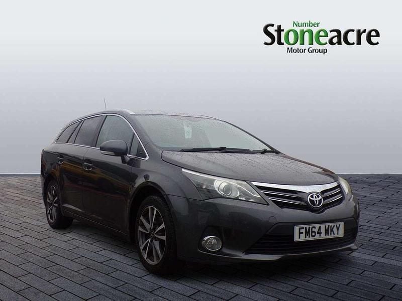 Grey Used 2015 Toyota Avensis Estate | £5,995 (Good price) - Image 1/4