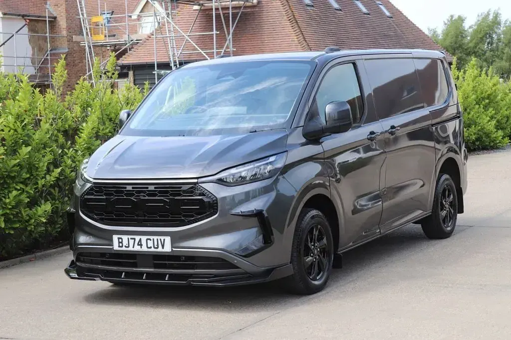 Used Ford Transit Custom Limited 136 HP (100 kW) 2024 Grey Van