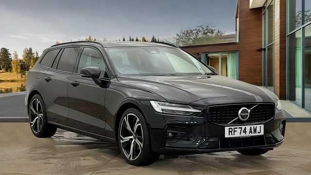 Used 2025 Volvo V60 Ultra Estate | £31,950 (Super price) - Image 1/4