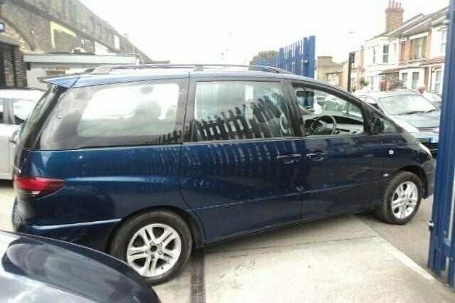 Used Toyota Previa 114 HP (83 kW) 2005 MPV