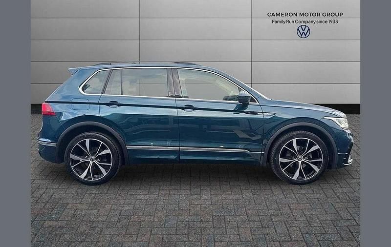 Used VW Tiguan R-line 150 HP (110 kW) 2023 Blue SUV