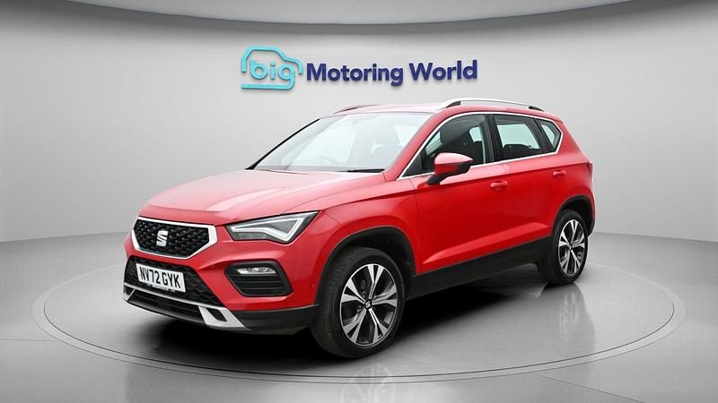 Begagnad Seat Ateca SE Technology 148 HK (108 kW) 2023 Röd SUV