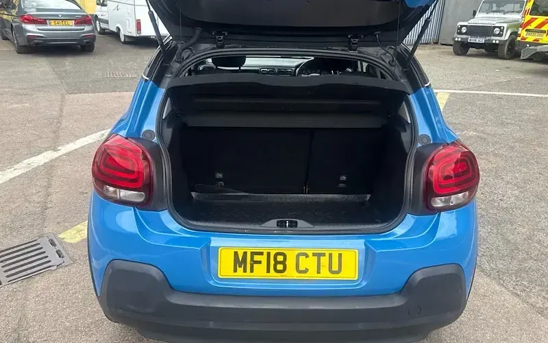Used Citroën C3 Flair 82 HP (60 kW) 2018 Blue Hatchback