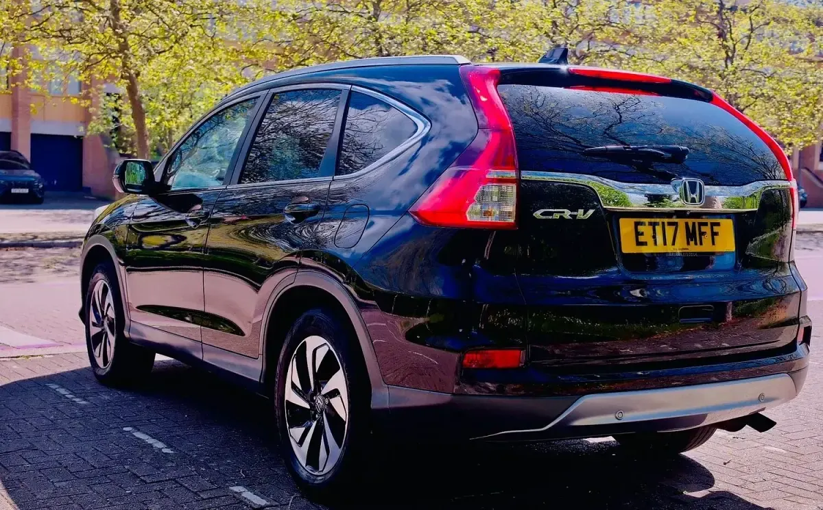 Used Honda CR-V SR 120 HP (88 kW) 2017 Black SUV