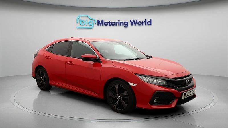 Used 2019 Honda Civic SR | £10,839 (Good price) - Image 1/4