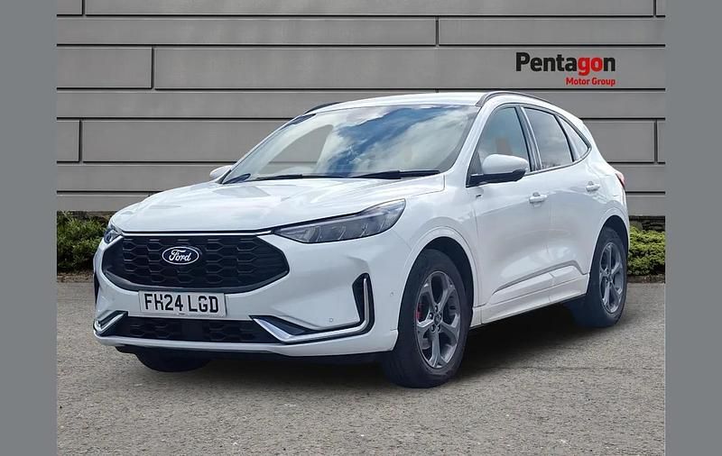 Used Ford Kuga ST-Line 177 HP (130 kW) 2024 White SUV