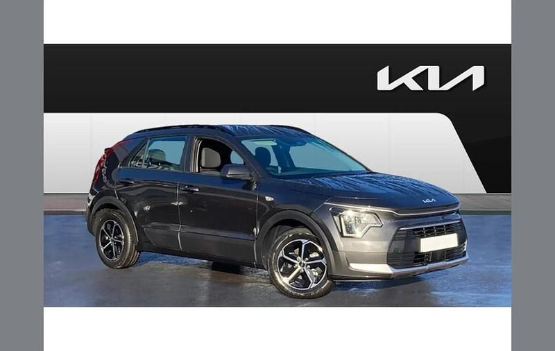 Grey New 2025 Kia Niro SUV | £24,995 (Super price) - Image 1/4