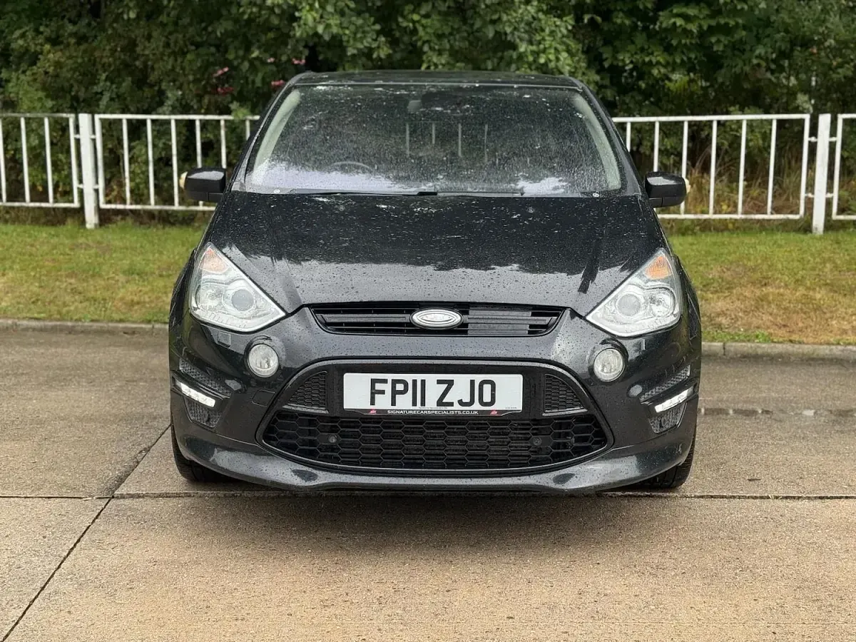 Used Ford S-MAX Titanium X 200 HP (147 kW) 2011 Black MPV