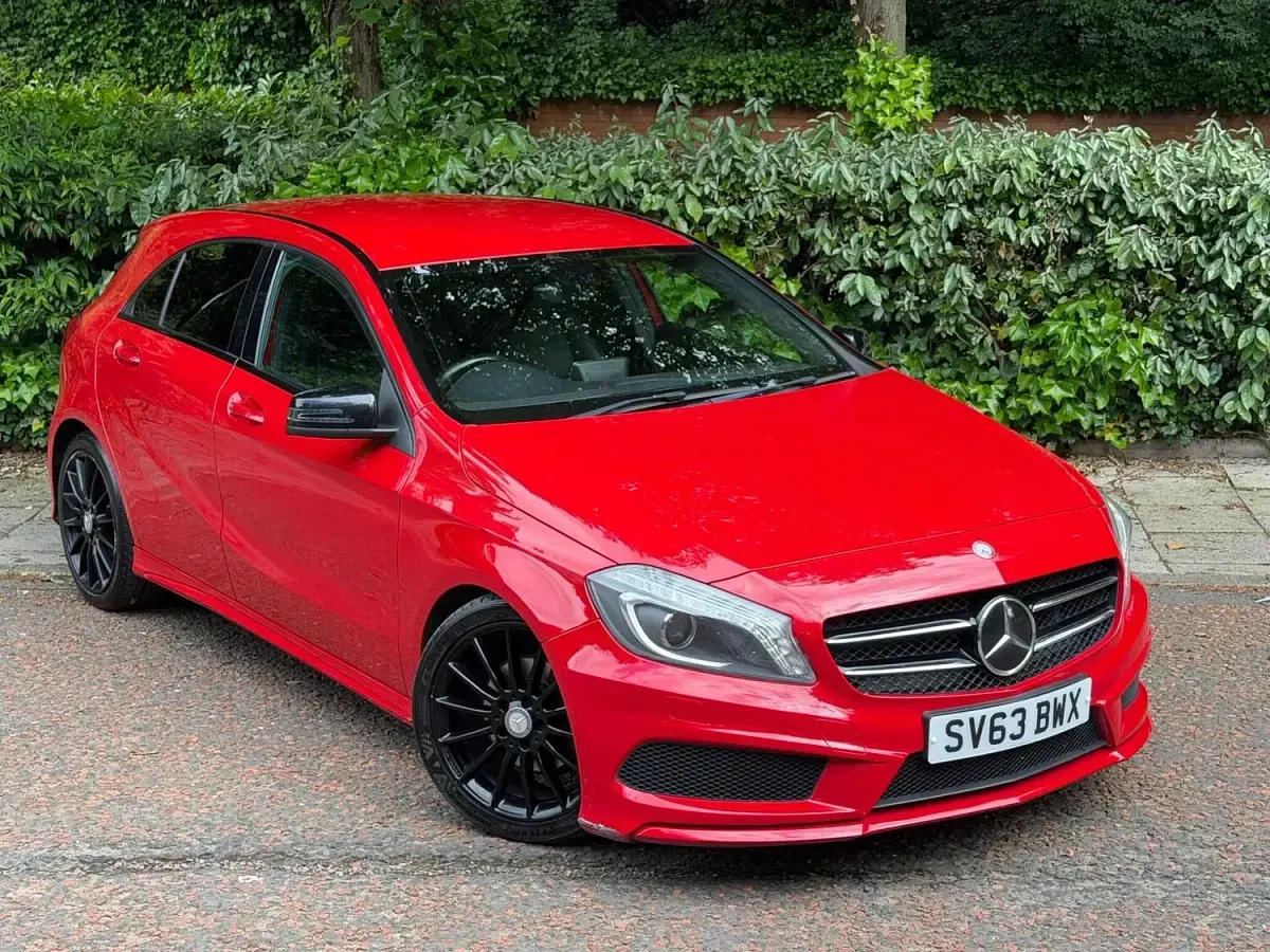 Used Mercedes A200 AMG 153 HP (112 kW) 2013 Red Hatchback