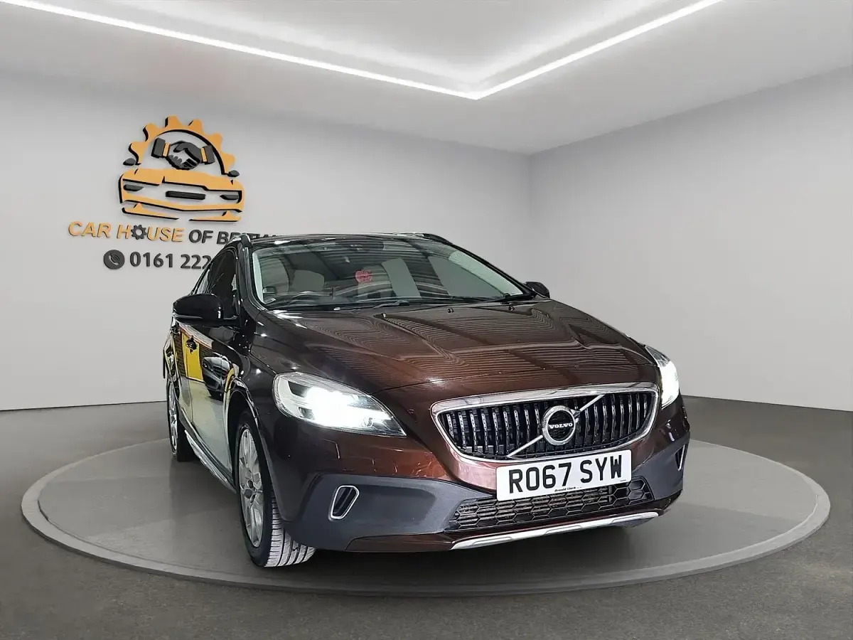 Used Volvo V40 Pro 2017 Bronze Hatchback