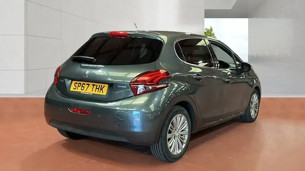 Used Peugeot 208 Allure 2017 Grey Hatchback
