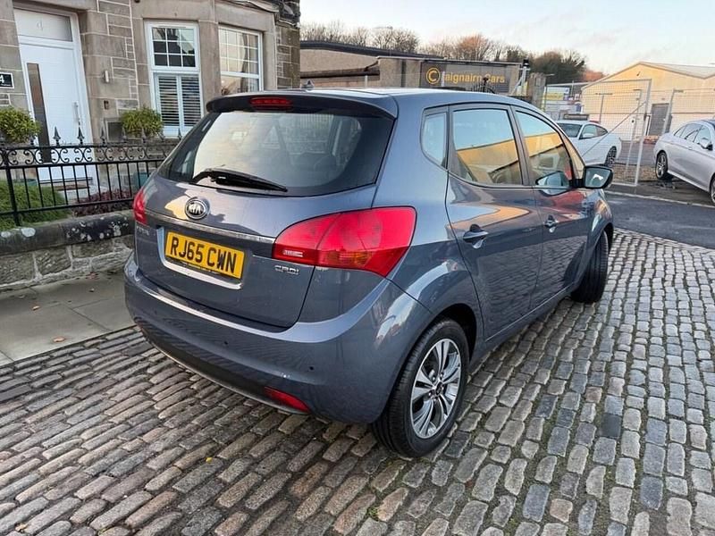 Used Kia Venga 89 HP (65 kW) 2015 Blue Hatchback