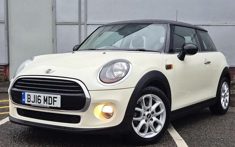Used Mini Cooper Hatch 136 HP (100 kW) 2017 Hatchback