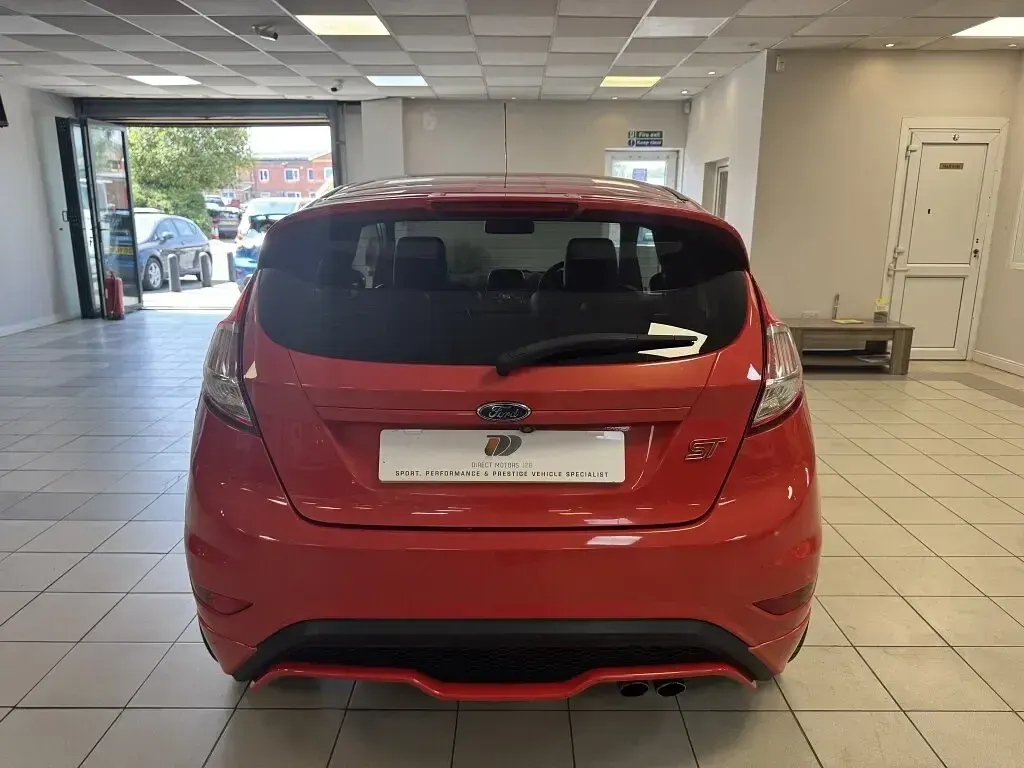 Used Ford Fiesta ST 182 HP (133 kW) 2017 Orange Hatchback