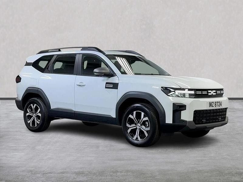 White New 2025 Dacia Bigster Expression SUV | £25,295 (Good price) - Image 1/4