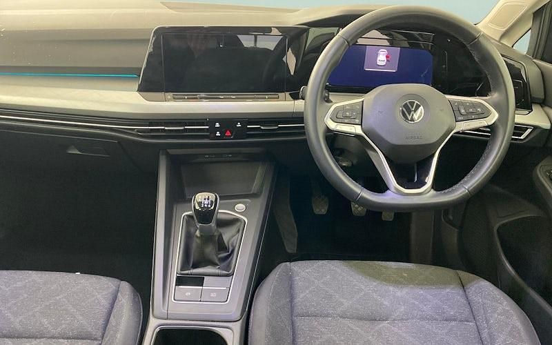 Used VW Golf VIII Life 110 HP (80 kW) 2024 Hatchback