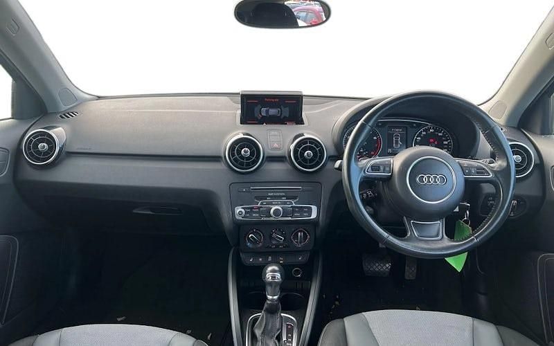 Used Audi A1 Sportback Sport 95 HP (69 kW) 2017 Blue Hatchback