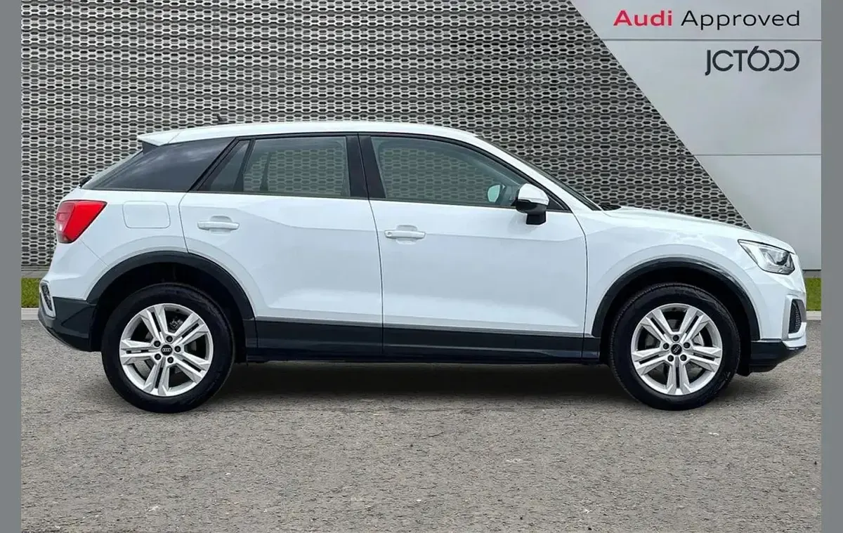 New Audi Q2 Sport 147 HP (108 kW) 2026 White SUV