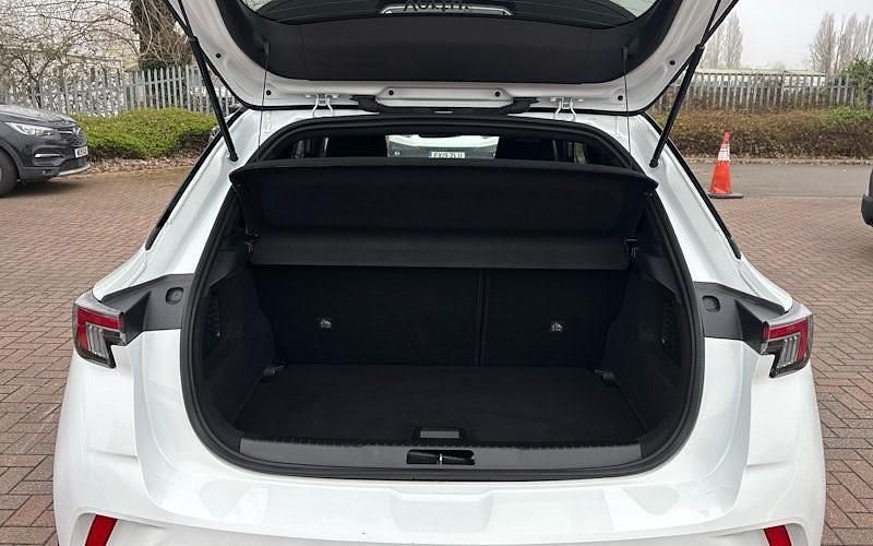 Usado Vauxhall Mokka Ultimate 131 HP (96 kW) 2025 SUV