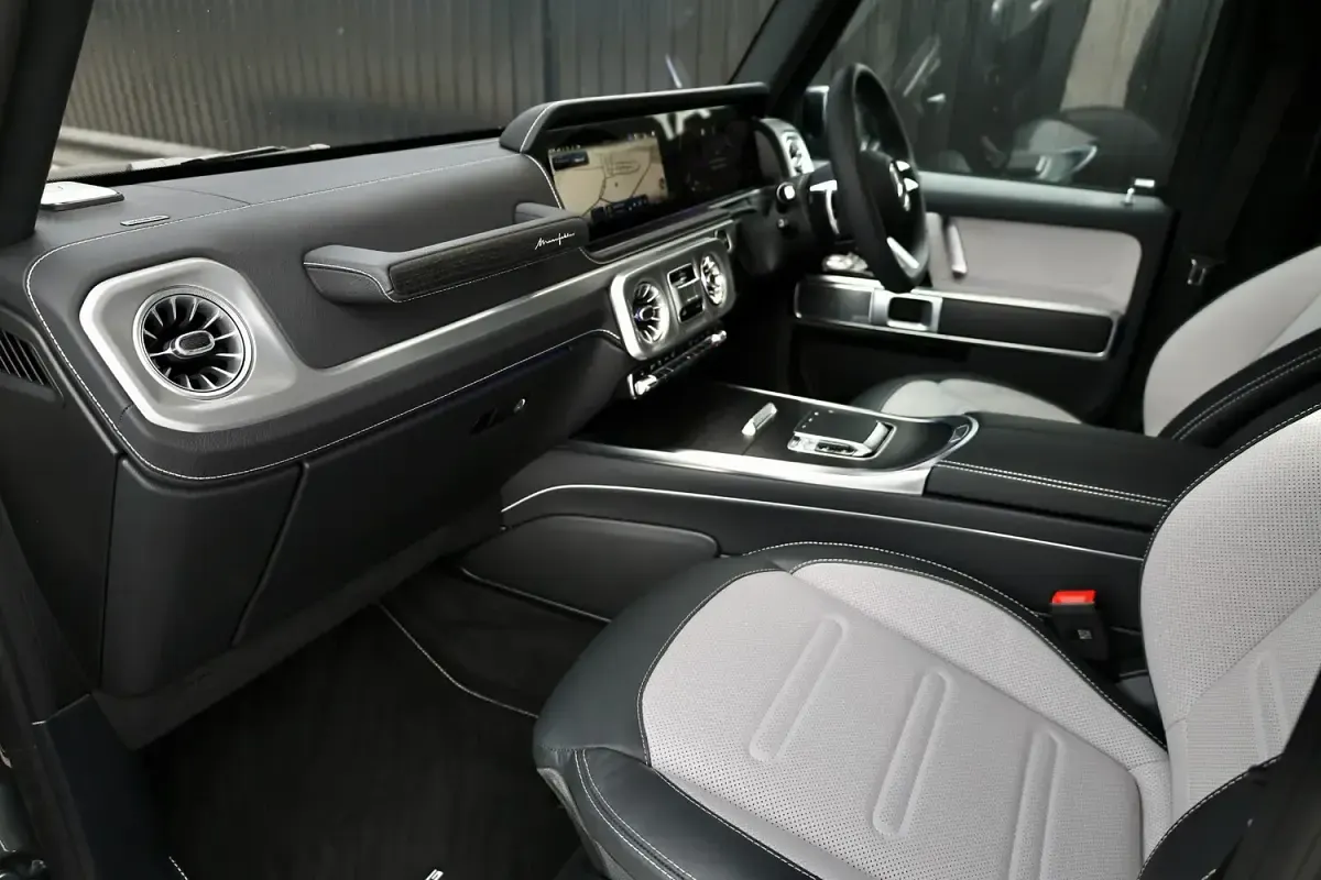 New Mercedes G450 AMG Line Premium Plus 367 HP (269 kW) 2026 Grey SUV