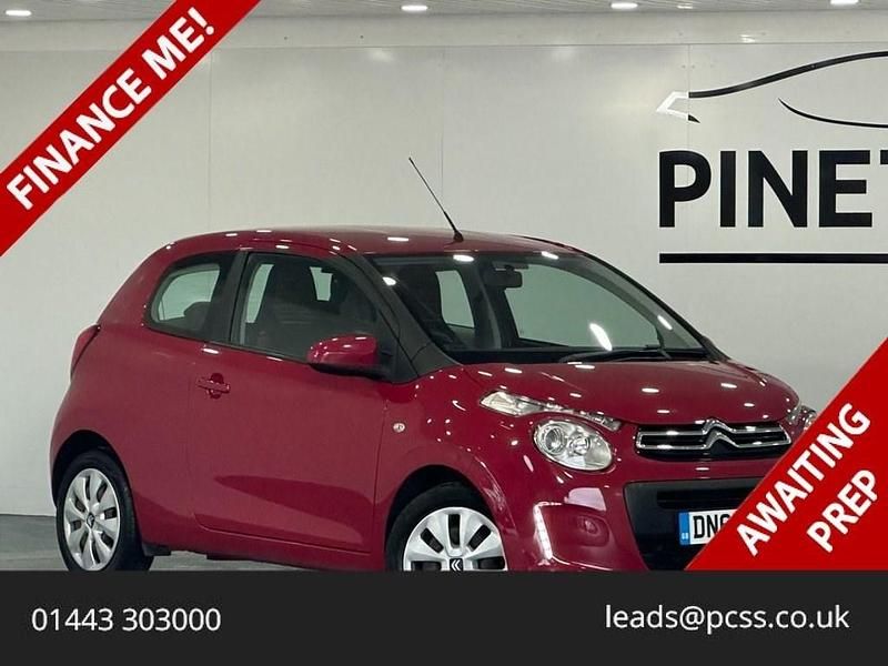 Used Citroën C1 Feel 68 HP (50 kW) 2017 Red Hatchback
