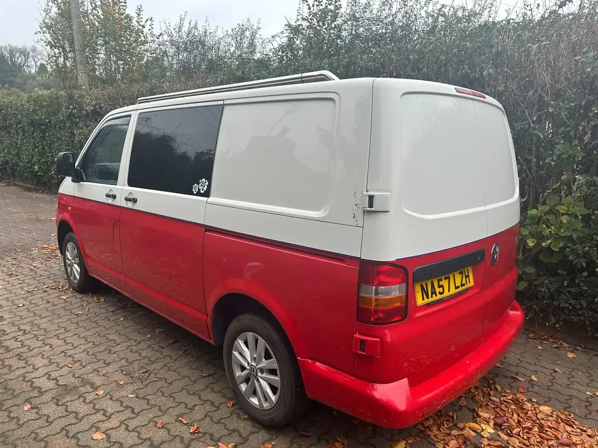 Used VW T5 84 HP (61 kW) 2007 White Van