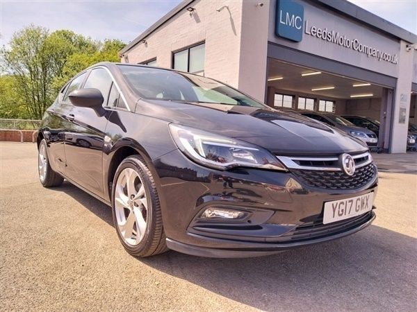 Black Used 2017 Vauxhall Astra SRi Hatchback | £8,695 (Fair price) - Image 1/1