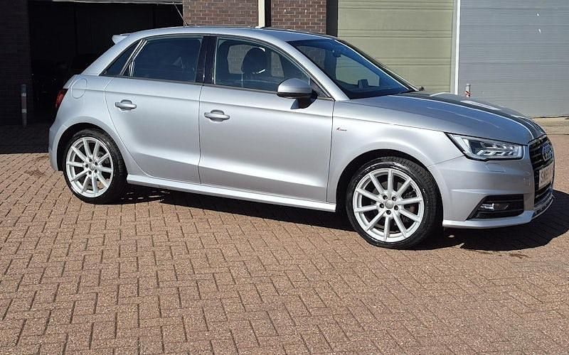 Begagnad Audi A1 Sportback S-Line 125 HK (91 kW) 2017 Halvkombi