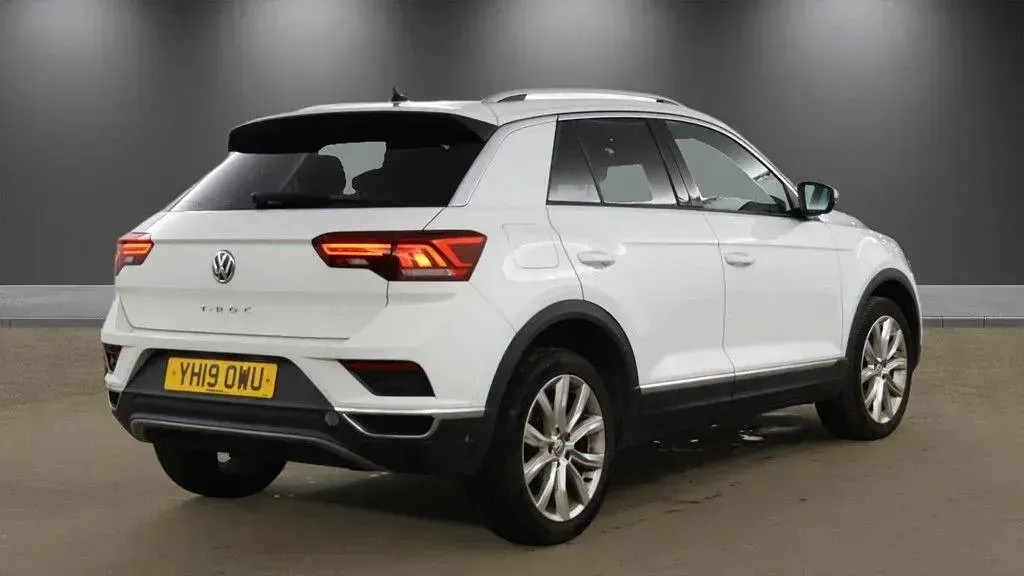 Used VW T-Roc SEL 115 HP (84 kW) 2019 White SUV