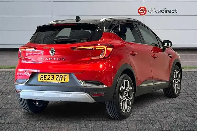 Used Renault Captur Techno 2023 Red/black SUV