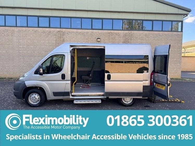 Used Peugeot Boxer 110 HP (80 kW) 2014 Silver Van