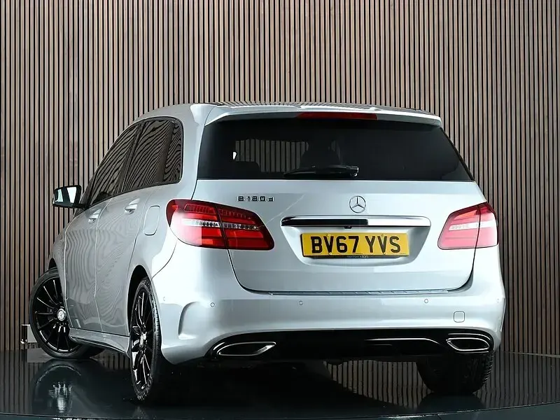Used Mercedes B180 AMG Line Premium 2017 Silver Hatchback