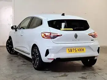 New Renault Clio Techno 143 HP (105 kW) 2025 White Hatchback