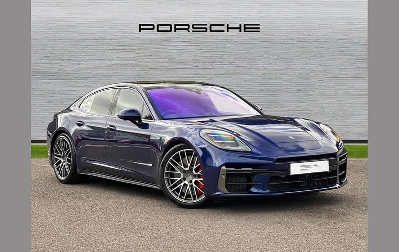 Used Porsche Panamera 680 HP (500 kW) 2024 Blue Hatchback