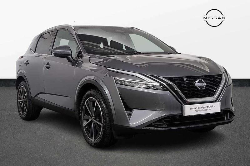Grey Used 2022 Nissan Qashqai Tekna SUV | £23,000 (A bit pricey) - Image 1/4