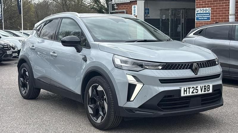 Used Renault Captur Techno 91 HP (66 kW) 2025 Grey  SUV