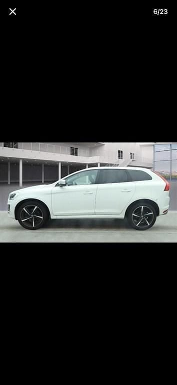 Used Volvo XC60 R-Design 2014 White SUV