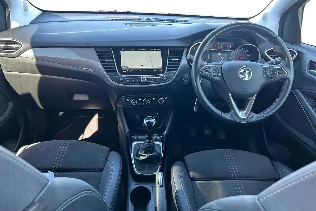 Used Vauxhall Crossland Ultimate 110 HP (80 kW) 2023 Black SUV