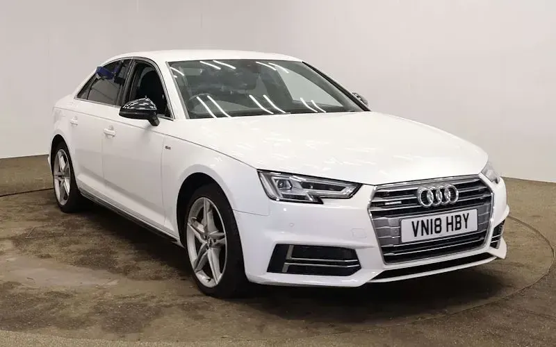 Begagnad Audi A4 S-Line 190 HK (139 kW) 2018 Sedan